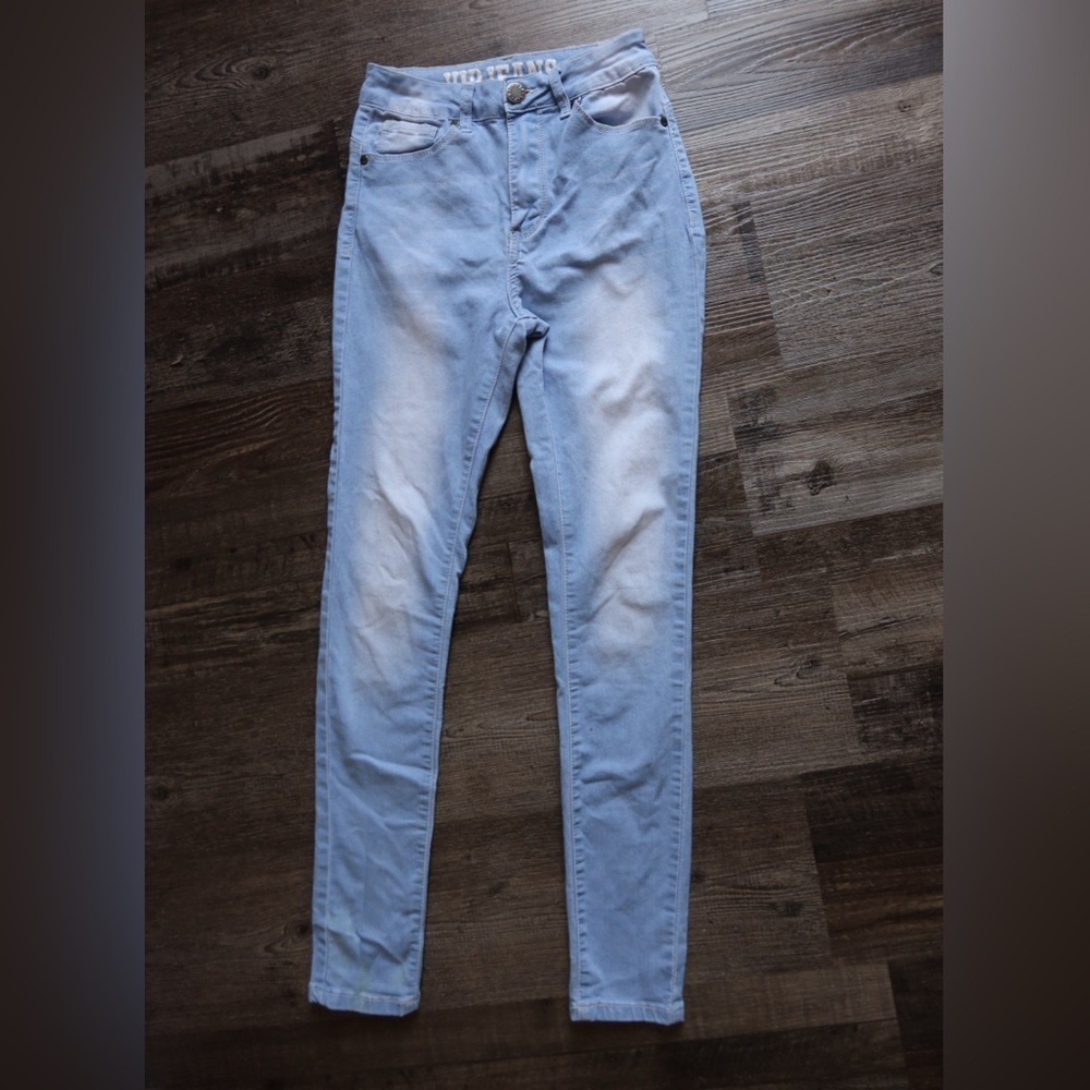 VIP Women's Sky Blue Skinny Jeans